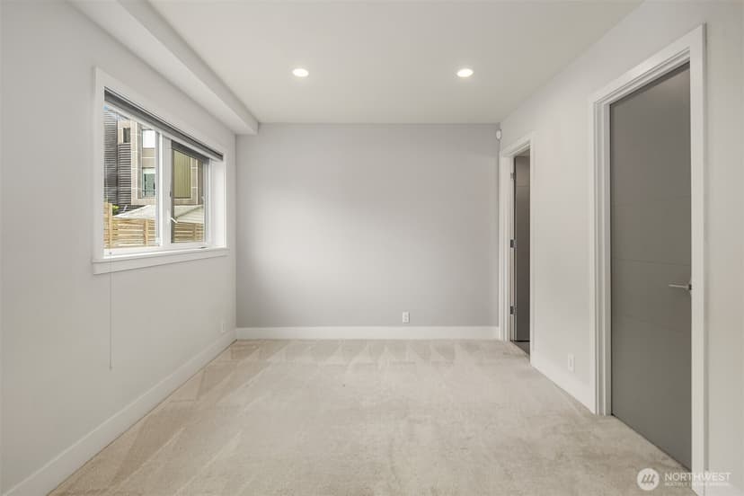 Property photo for 1761 20th Avenue S, Seattle photo 18