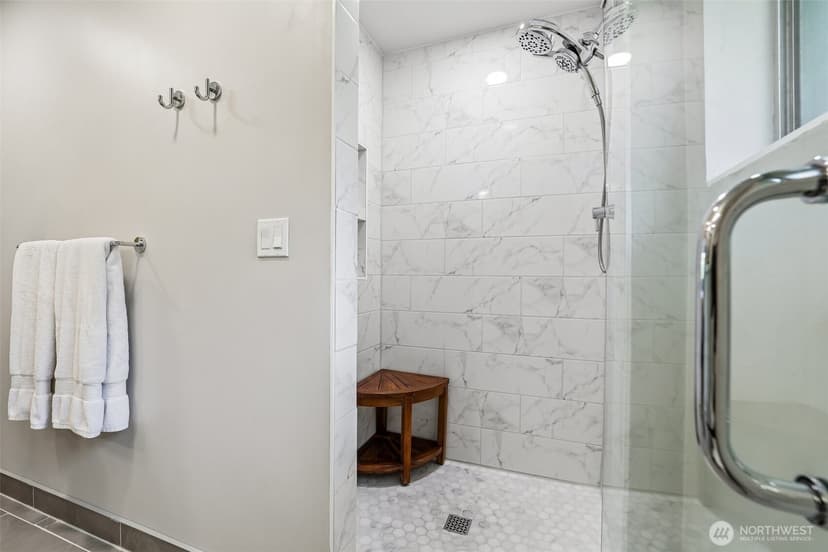 Property photo for 15408 Waller Road E, Tacoma photo 30
