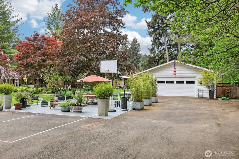 Property photo for 15408 Waller Road E, Tacoma photo 4