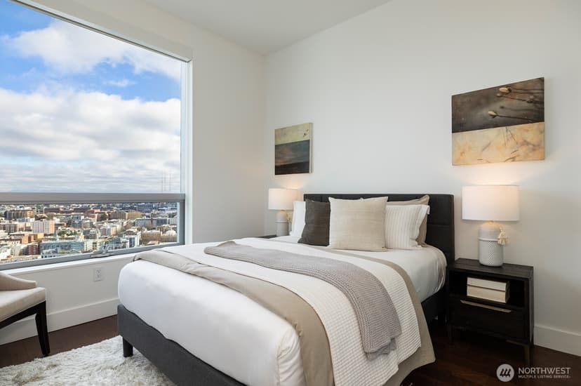 Property photo for 737 Olive Way #3702, Seattle photo 10