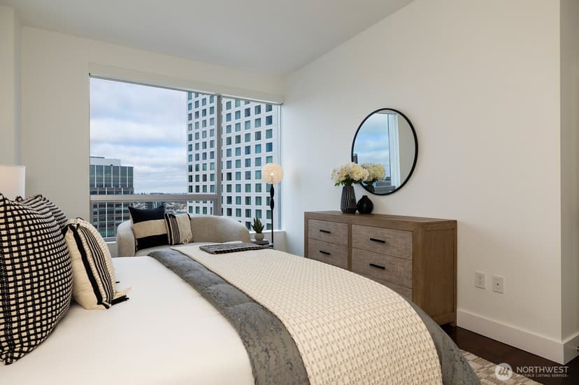 Property photo for 737 Olive Way #3702, Seattle photo 6
