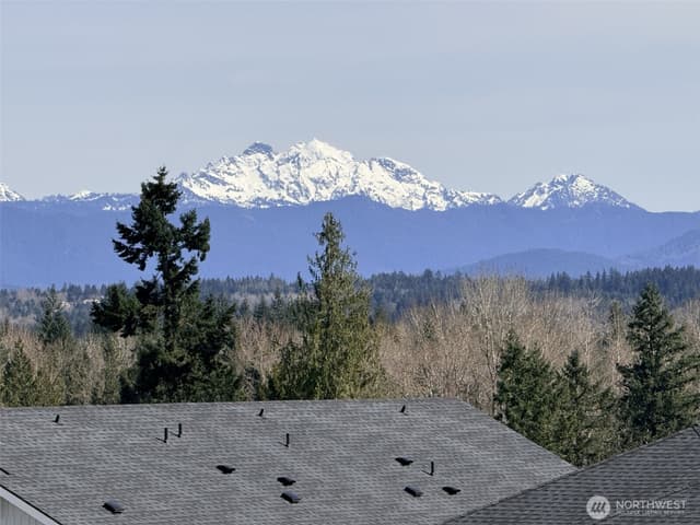 Property photo for 922 119th Avenue SE, Lake Stevens photo 3