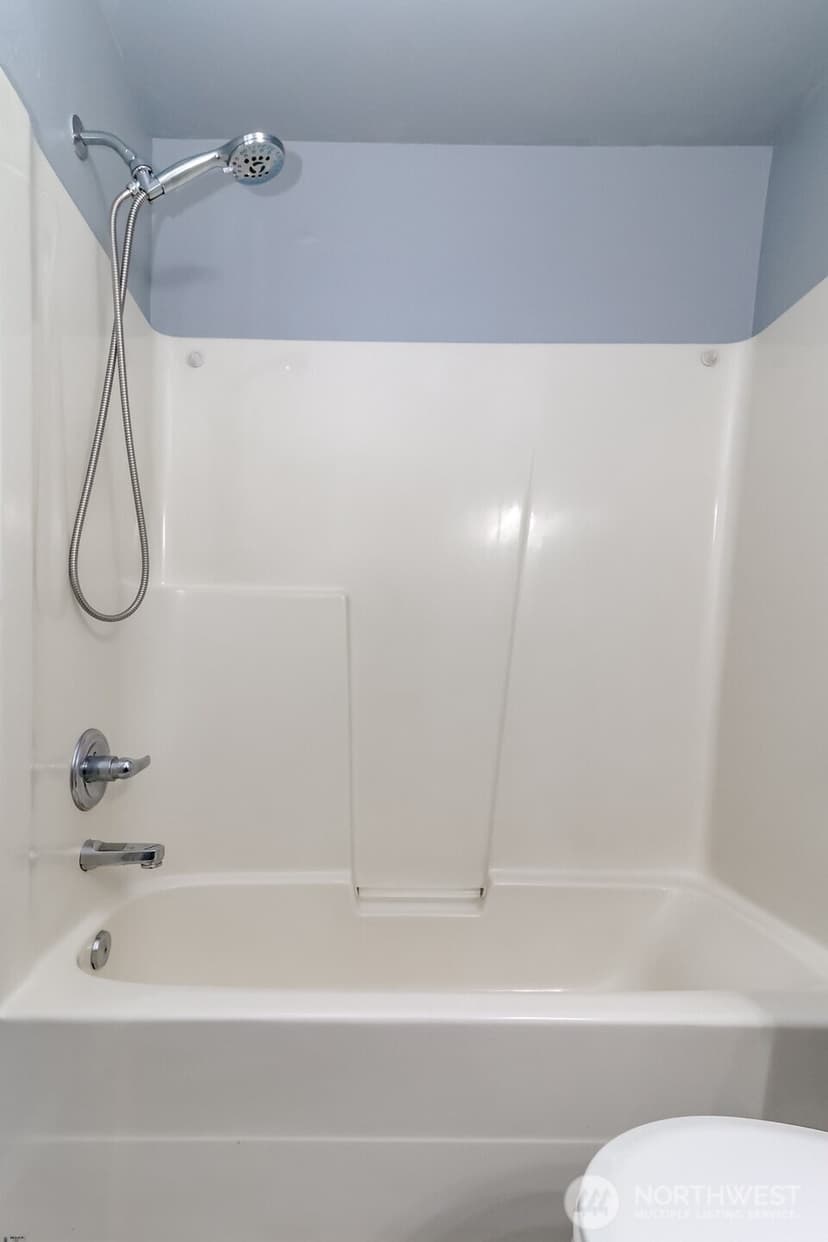 Property photo for 22204 Cedarview Drive E, Bonney Lake photo 10