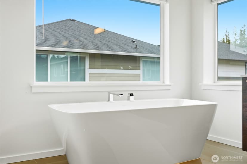 Property photo for 32970 Evergreen Avenue SE, Black Diamond photo 26