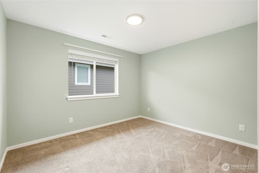 Property photo for 32970 Evergreen Avenue SE, Black Diamond photo 28