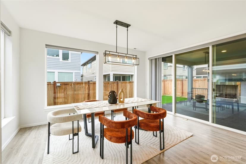 Property photo for 32970 Evergreen Avenue SE, Black Diamond photo 15
