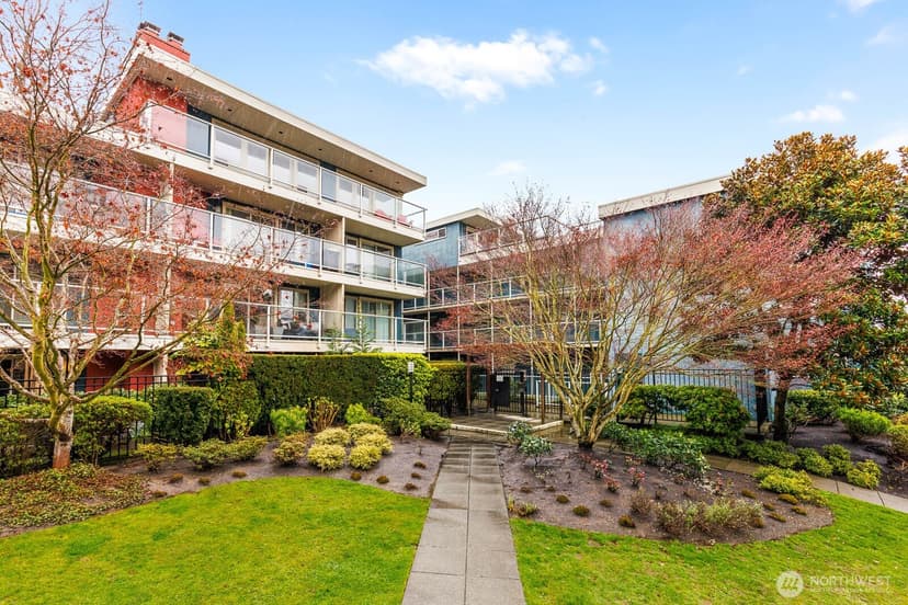 Property photo for 1730 Taylor Avenue N #109, Seattle photo 13
