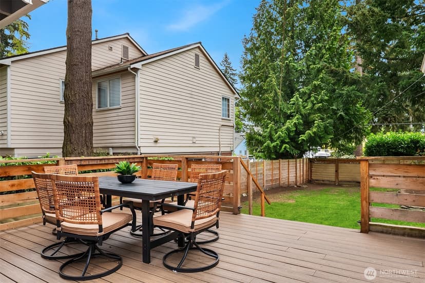 Property photo for 215 NW 130th Street, Seattle photo 21