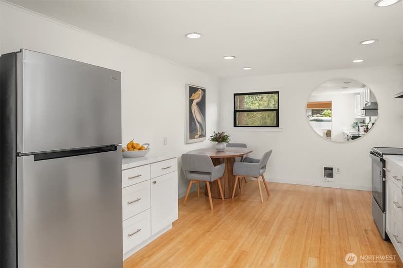 Property photo for 215 NW 130th Street, Seattle photo 10