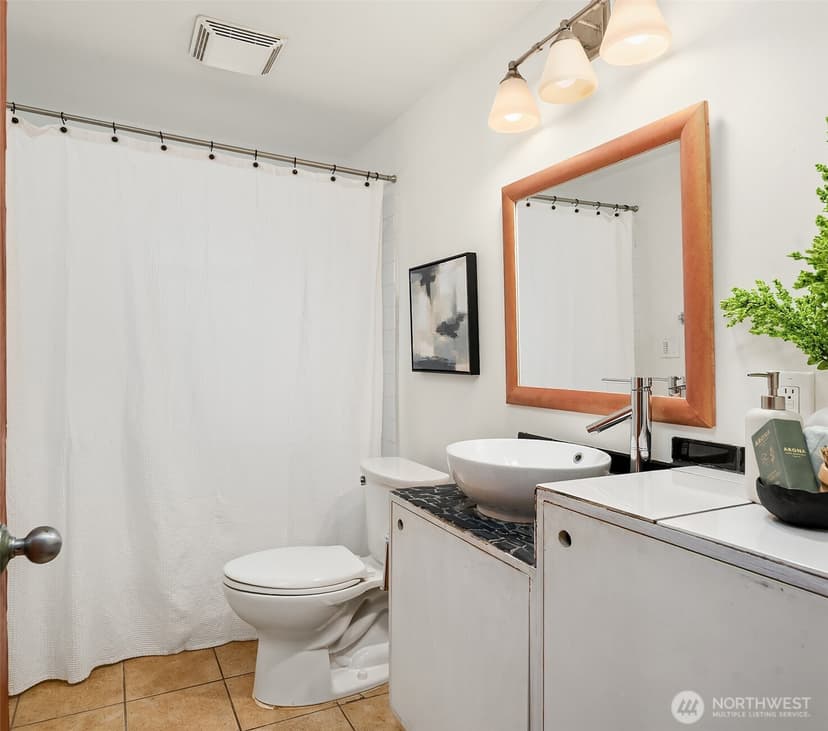 Property photo for 215 NW 130th Street, Seattle photo 19