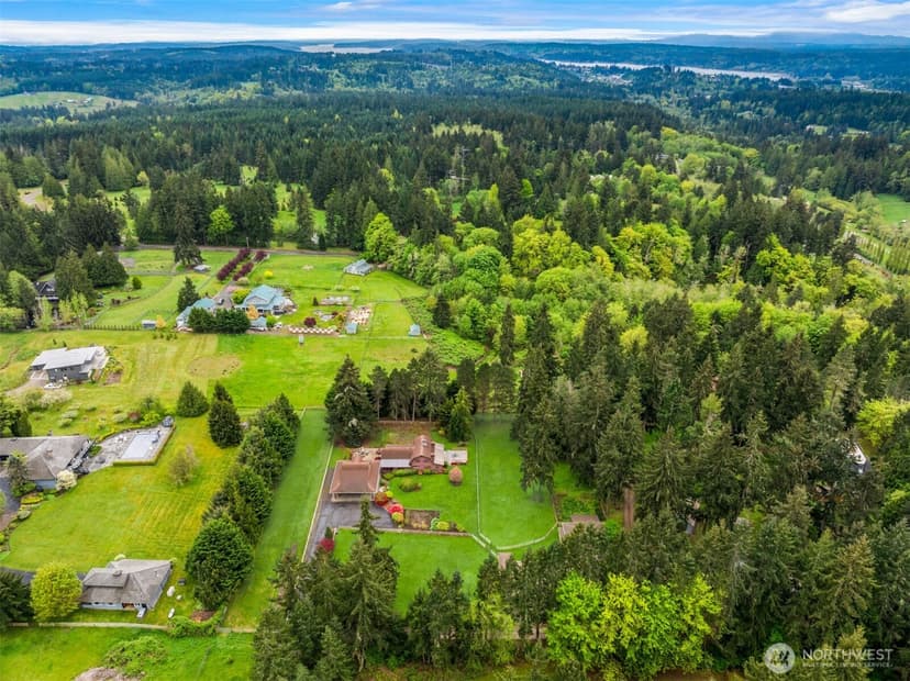 Property photo for 1916 Sawdust Hill Road NE, Poulsbo photo 39