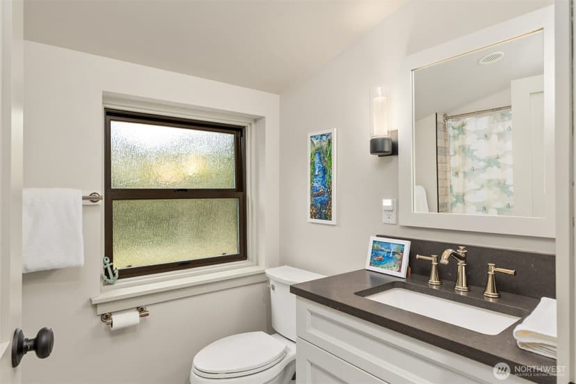 Property photo for 1916 Sawdust Hill Road NE, Poulsbo photo 24
