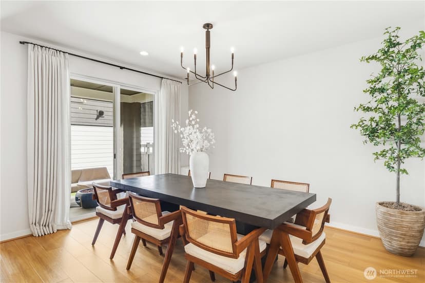 Property photo for 33136 Holly Avenue SE, Black Diamond photo 16