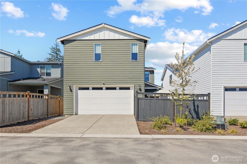Property photo for 33136 Holly Avenue SE, Black Diamond photo 35