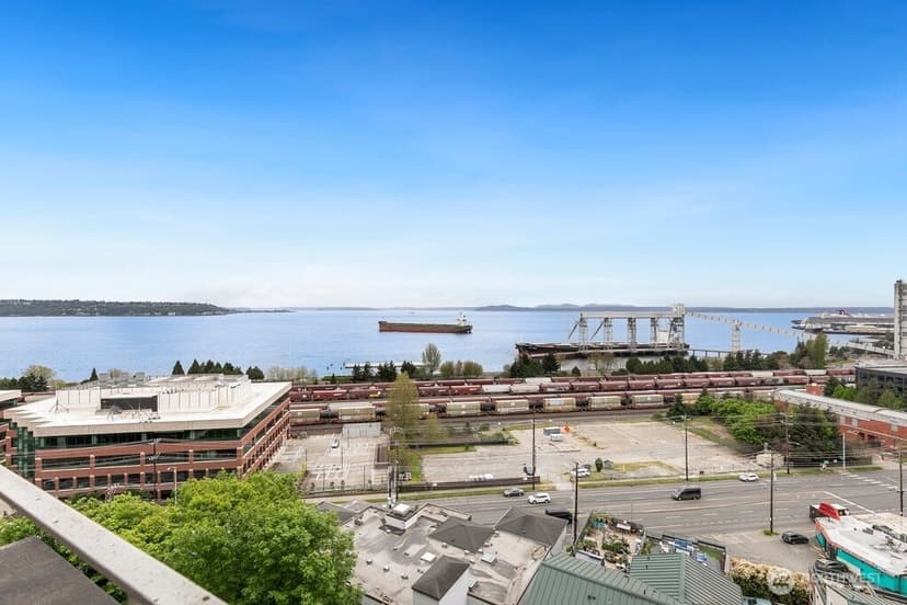 Property photo for 521 5th Avenue W #805, Seattle photo 22