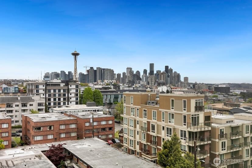 Property photo for 521 5th Avenue W #805, Seattle photo 6
