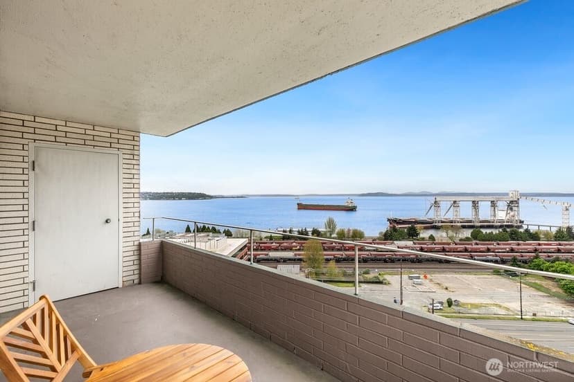 Property photo for 521 5th Avenue W #805, Seattle photo 21