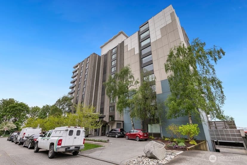 Property photo for 521 5th Avenue W #805, Seattle photo 25
