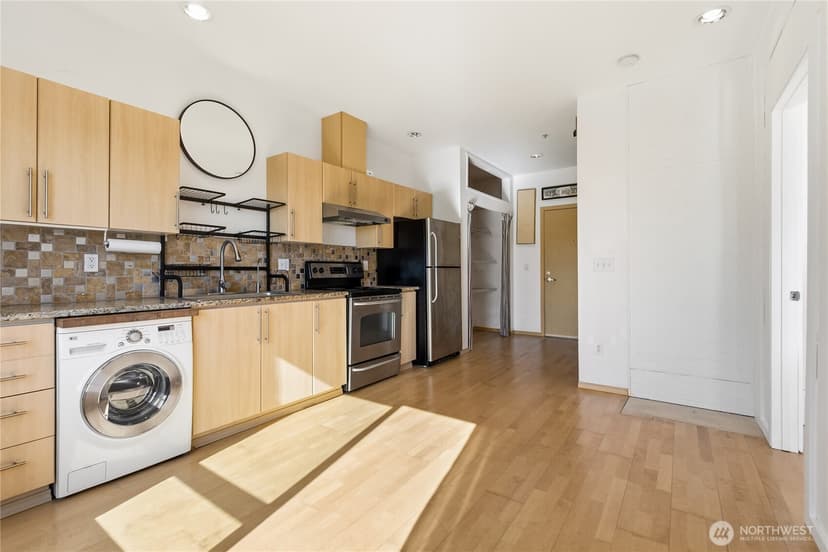 Property photo for 424 N 85th Street #404, Seattle photo 13