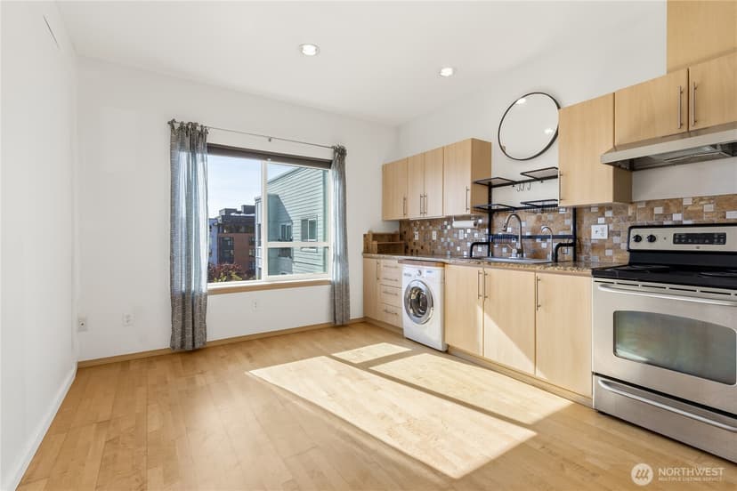 Property photo for 424 N 85th Street #404, Seattle photo 10