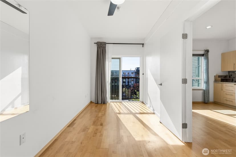 Property photo for 424 N 85th Street #404, Seattle photo 14
