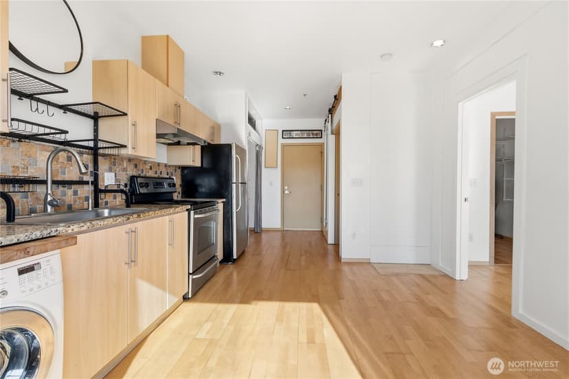 Property photo for 424 N 85th Street #404, Seattle photo 11