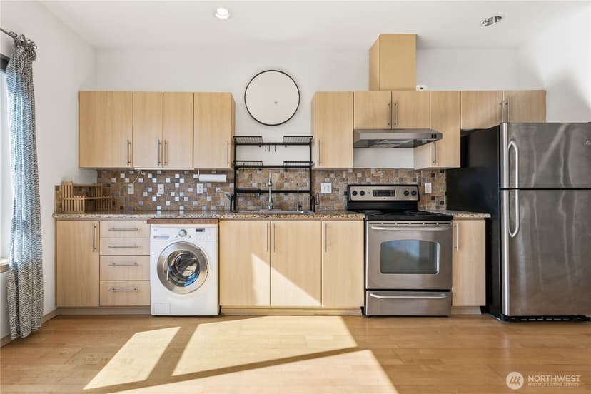 Property photo for 424 N 85th Street #404, Seattle photo 8