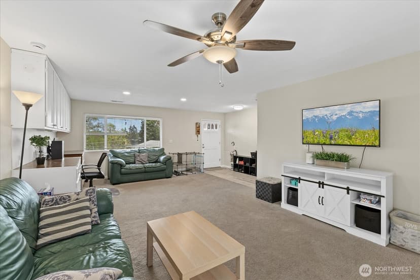 Property photo for 17151 SE Petrovitsky Road, Renton photo 26