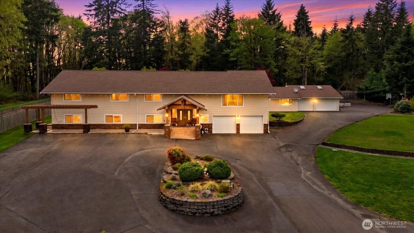 Property photo for 17151 SE Petrovitsky Road, Renton photo 2