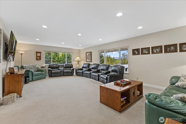Property photo for 17151 SE Petrovitsky Road, Renton photo 5