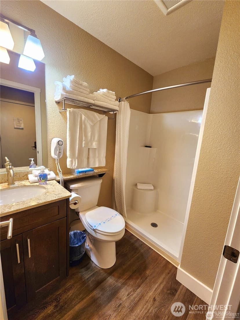 Property photo for 1 Beach 537-Q, Manson photo 17