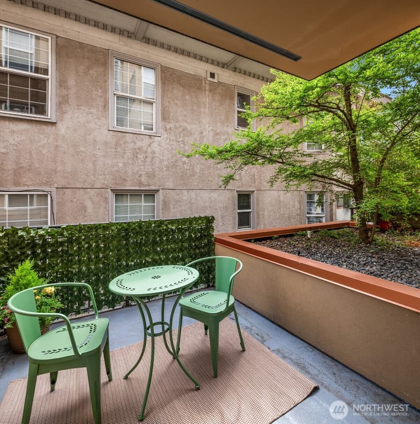 Property photo for 1417 Queen Anne Avenue N #206, Seattle photo 17