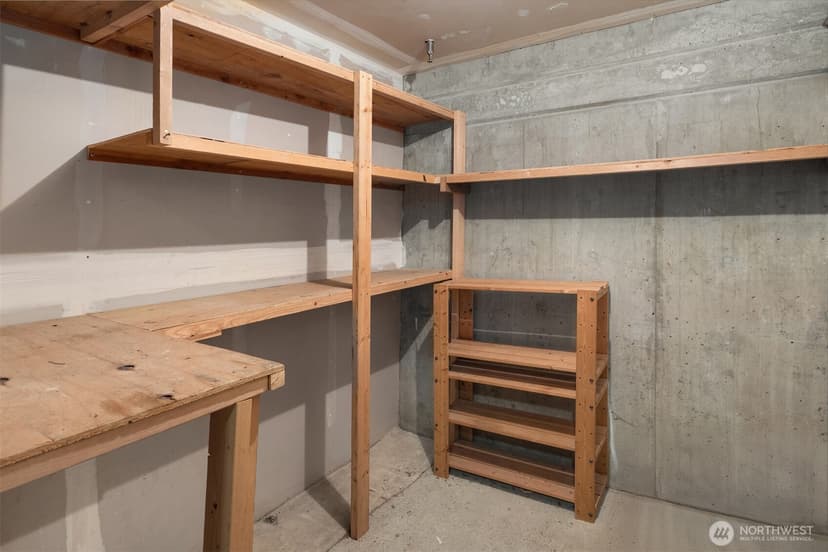 Property photo for 1417 Queen Anne Avenue N #206, Seattle photo 22
