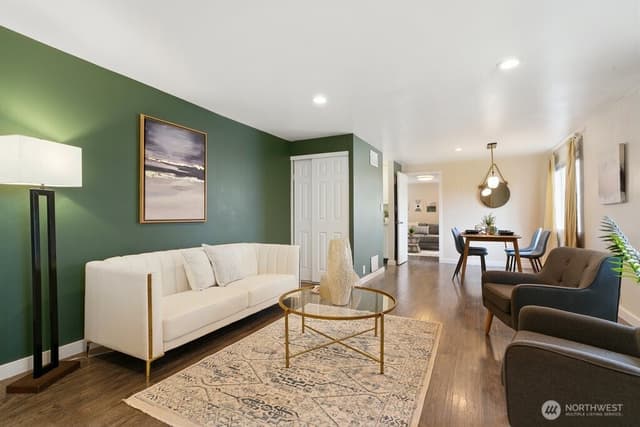Property photo for 12214 4th Avenue SW, Seattle photo 2