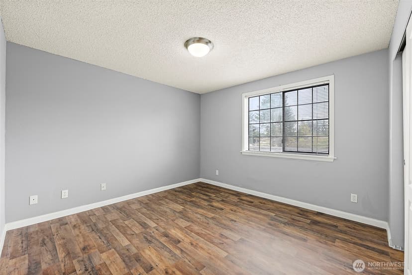 Property photo for 10010 Golden Given Road E #4, Tacoma photo 11