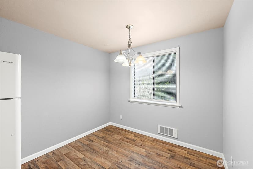 Property photo for 10010 Golden Given Road E #4, Tacoma photo 5