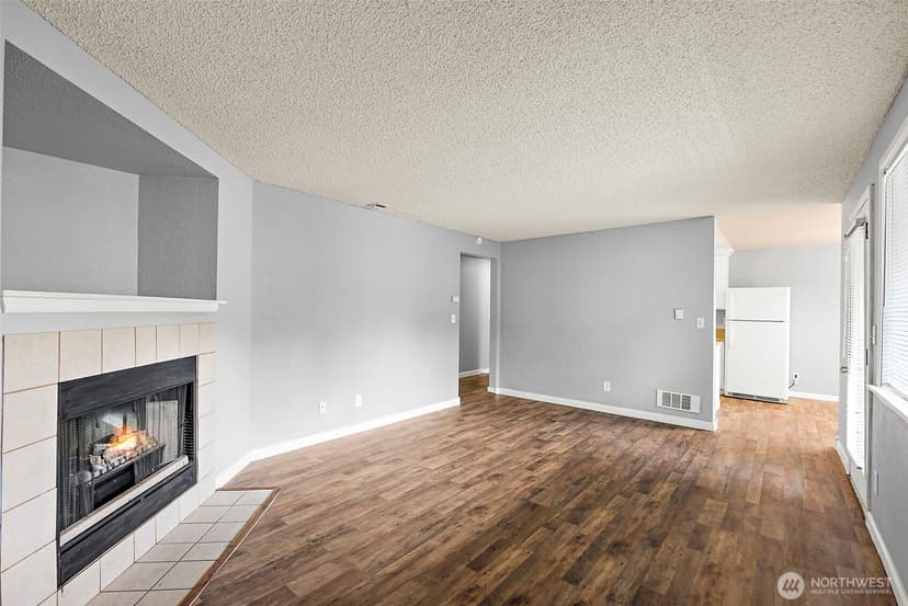 Property photo for 10010 Golden Given Road E #4, Tacoma photo 7