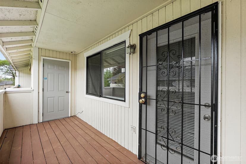 Property photo for 10010 Golden Given Road E #4, Tacoma photo 15
