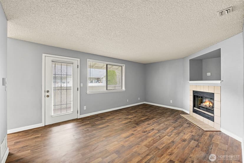 Property photo for 10010 Golden Given Road E #4, Tacoma photo 8