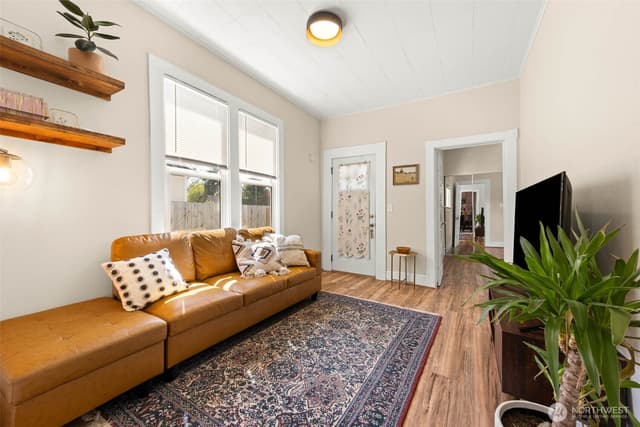 Property photo for 2113 S Wilkeson Street, Tacoma photo 5