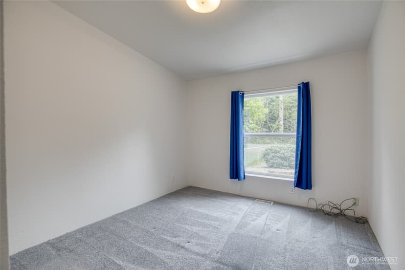 Property photo for 636 Chenois Avenue NE, Ocean Shores photo 12