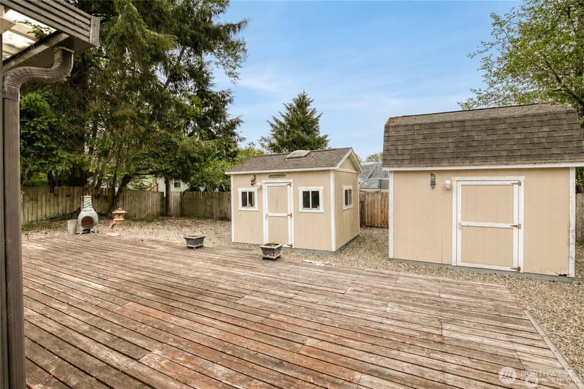 Property photo for 636 Chenois Avenue NE, Ocean Shores photo 17