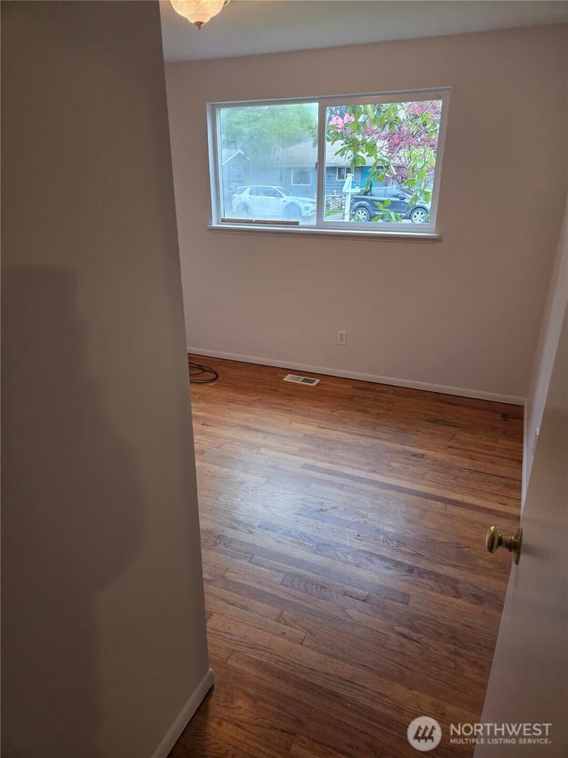 Property photo for 2509 73 Street SE, Everett photo 25