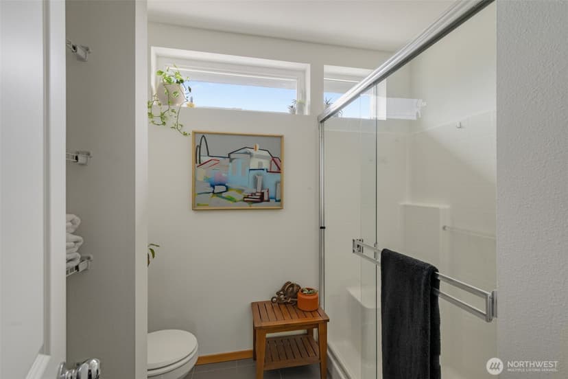 Property photo for 4000 14th Avenue S #A, Seattle photo 9