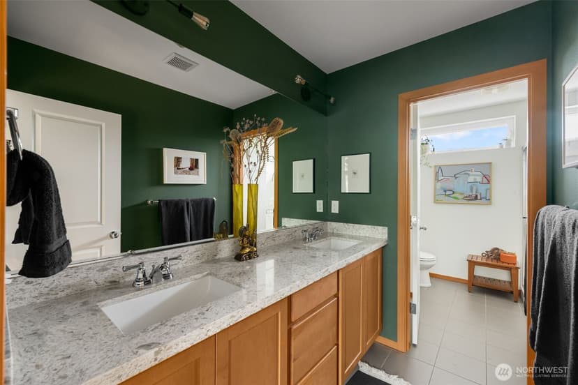 Property photo for 4000 14th Avenue S #A, Seattle photo 7