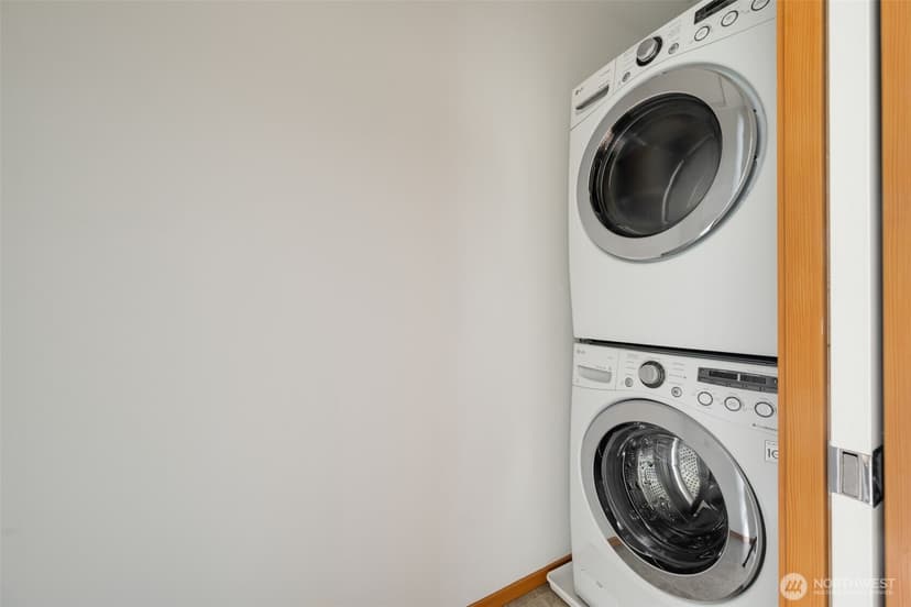 Property photo for 4000 14th Avenue S #A, Seattle photo 26