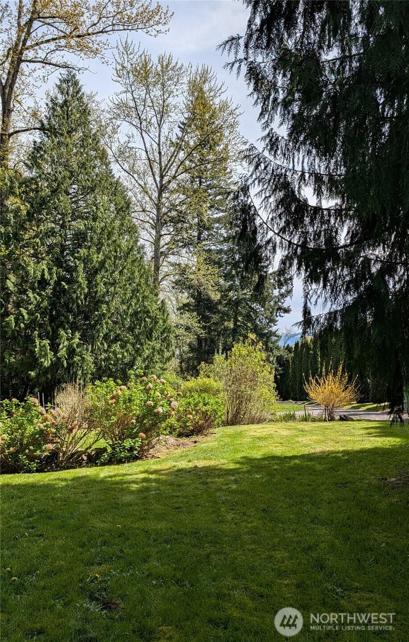 Property photo for 4611 268th Avenue NE, Redmond photo 7