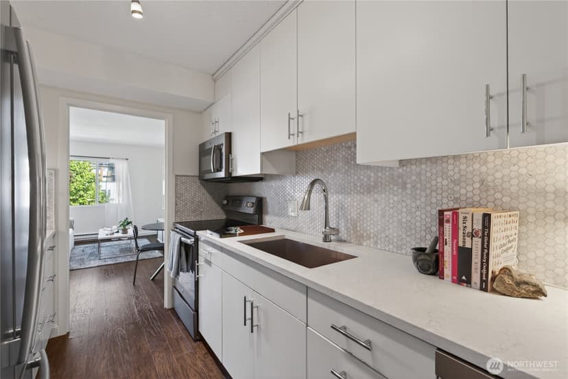 Property photo for 308 E Republican Street #705, Seattle photo 8