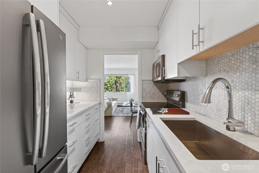 Property photo for 308 E Republican Street #705, Seattle photo 6