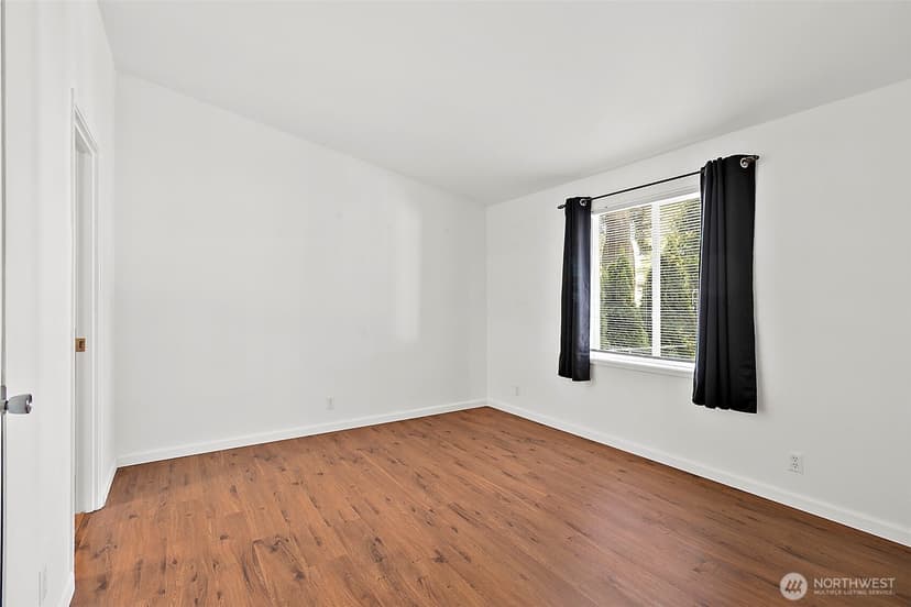 Property photo for 1720 Maple Lane Court #22, Kent photo 25